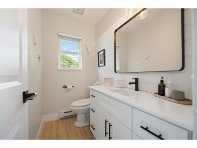 14756 16A Avenue | Surrey British Columbia | Slide Image Twenty-five