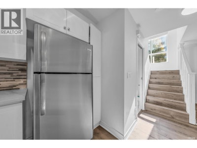7128 STRIDE Avenue | Burnaby British Columbia | Slide Image Eight