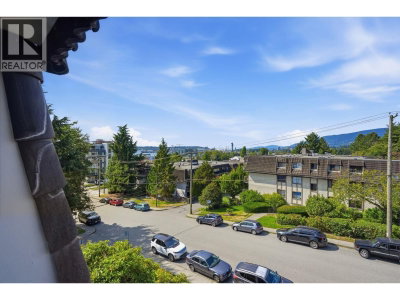 275 2ND Street | North Vancouver British Columbia | Slide Image Thirteen