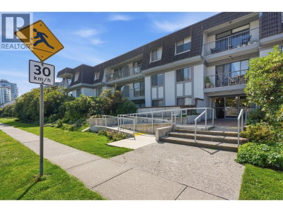 275 2ND Street | North Vancouver British Columbia | Slide Image Two