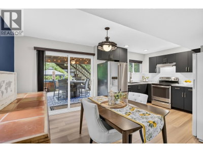 11554 WILDWOOD Crescent | Pitt Meadows British Columbia | Slide Image Twenty