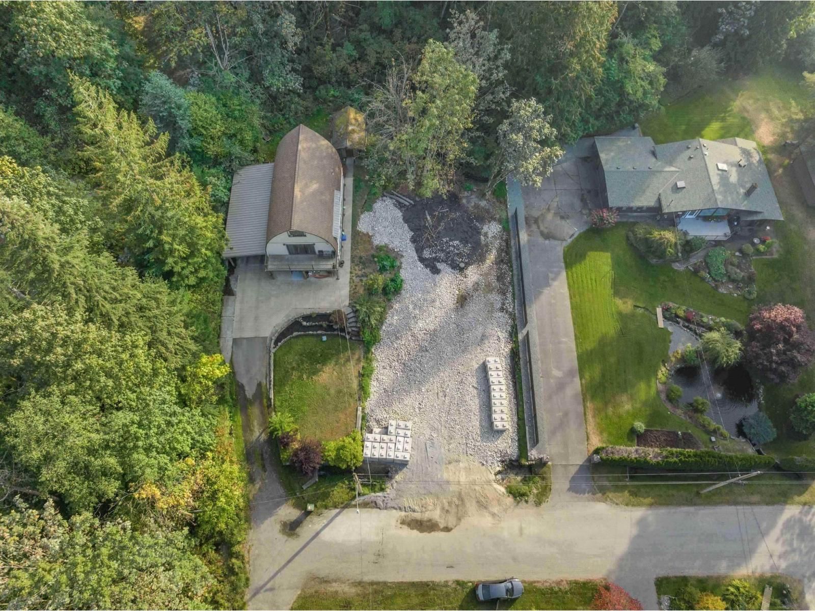 66652 SUMMER Road, Hope, British Columbia V0X 1L1