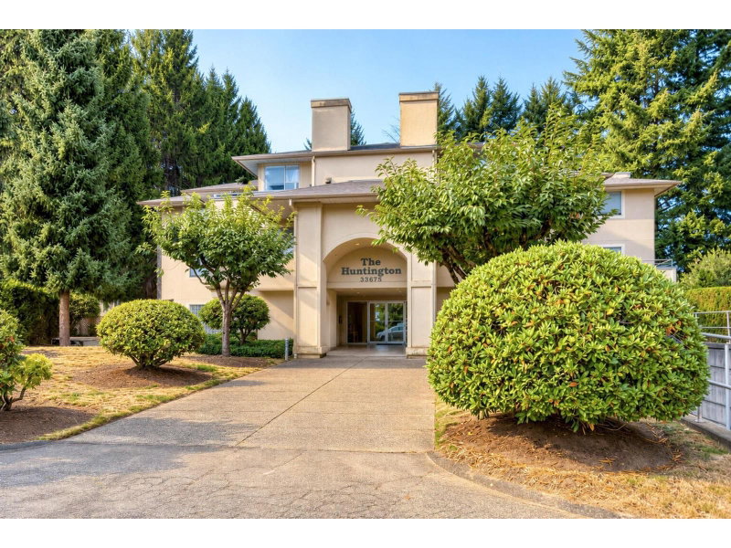 33675 MARSHALL Road Abbotsford British Columbia, V2S 1L4 - 2 Bedrooms Condo For Sale