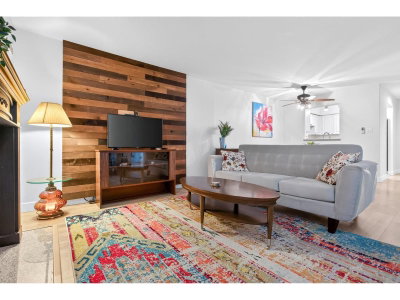 33675 MARSHALL Road | Abbotsford British Columbia | Slide Image Eight