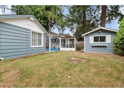 555 GLENAIRE Drive | Hope British Columbia | Slide Image Nine