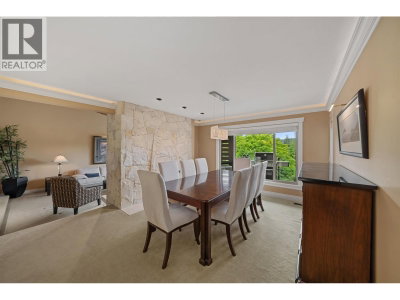 11 ELSDON Bay | Port Moody British Columbia | Slide Image Ten