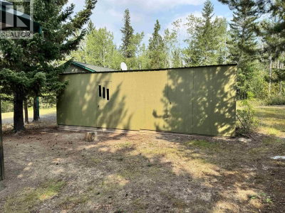 6184 LITTLE FORT 24 Highway | Lone Butte British Columbia | Slide Image Eleven