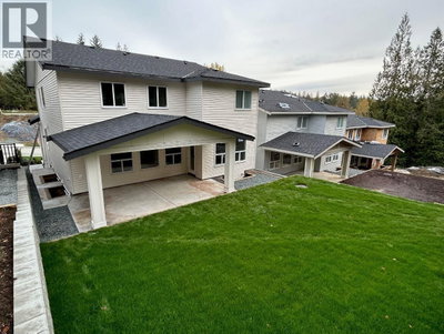 11061 241A Street | Maple Ridge British Columbia | Slide Image Seven