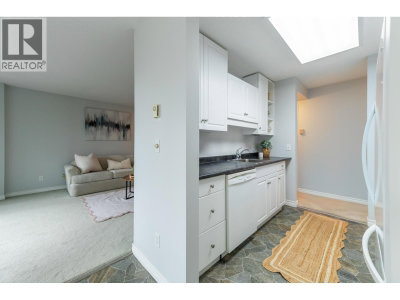 4160 ALBERT Street | Burnaby British Columbia | Slide Image Thirteen