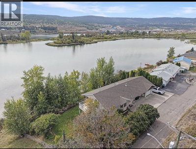 1555 DUNCAN Road | Williams Lake British Columbia | Slide Image Two