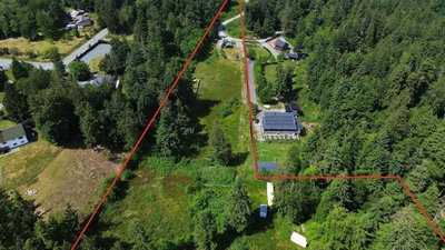 6428 HYFIELD Road | Abbotsford British Columbia | Slide Image Seven