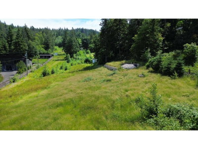 6428 HYFIELD Road | Abbotsford British Columbia | Slide Image Eight