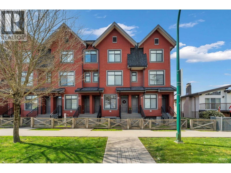 5795 WALES Street Vancouver British Columbia, V5R 0E6 - 2 Bedrooms Condo For Sale