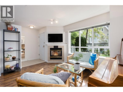 6577 SOUTHOAKS Crescent | Burnaby British Columbia | Slide Image Ten
