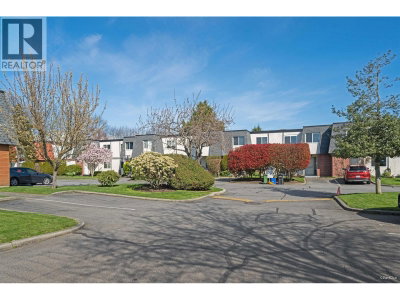 10840 SPRINGMONT Drive | Richmond British Columbia | Slide Image Thirty-five