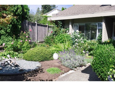 880 164A Street | Surrey British Columbia | Slide Image Thirty-seven