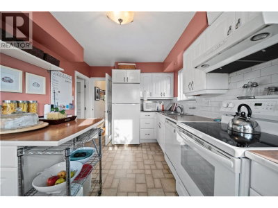6459 DUMFRIES Street | Vancouver British Columbia | Slide Image Seven
