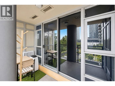 575 DELESTRE Avenue | Coquitlam British Columbia | Slide Image Nine
