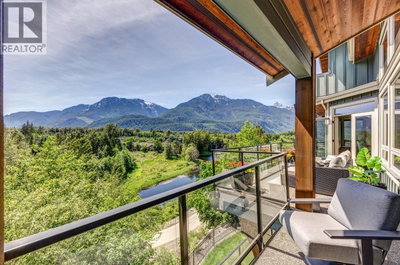 41155 ROCKRIDGE Place | Squamish British Columbia | Slide Image Thirteen