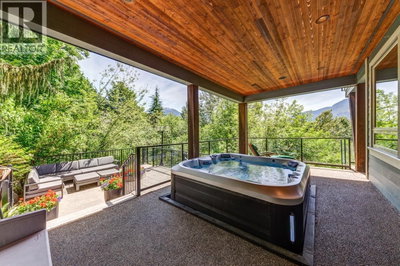 41155 ROCKRIDGE Place | Squamish British Columbia | Slide Image Thirty