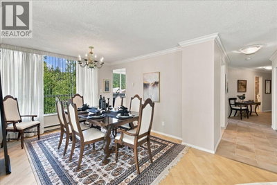 995 ROCHE POINT Drive | North Vancouver British Columbia | Slide Image Nine