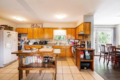 2224 MOULDSTADE Road | Abbotsford British Columbia | Slide Image Nine