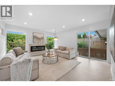 6038 GILLEY Avenue | Burnaby British Columbia | Slide Image Ten