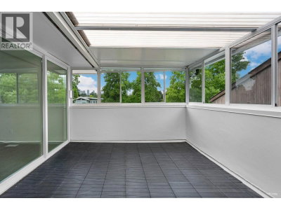 6038 GILLEY Avenue | Burnaby British Columbia | Slide Image Eighteen
