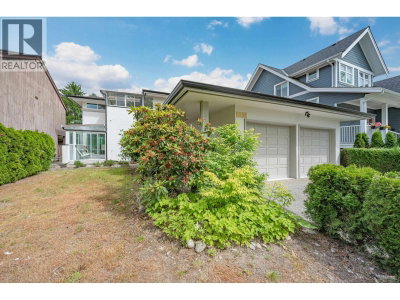 6038 GILLEY Avenue | Burnaby British Columbia | Slide Image Thirty-one