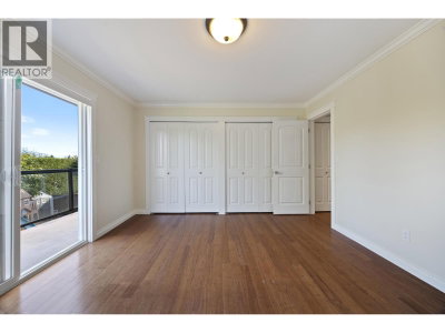 8200 BURNFIELD Crescent | Burnaby British Columbia | Slide Image Eighteen