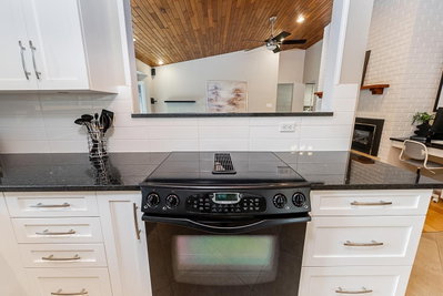 6115 SUNWOOD Drive | Delta British Columbia | Slide Image Eleven