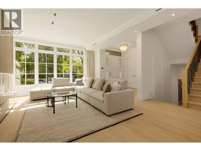 3887 15TH Avenue | Vancouver British Columbia | Slide Image Three