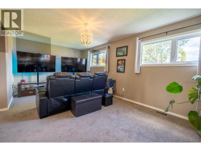 3644 HESSE Place | Prince George British Columbia | Slide Image Ten