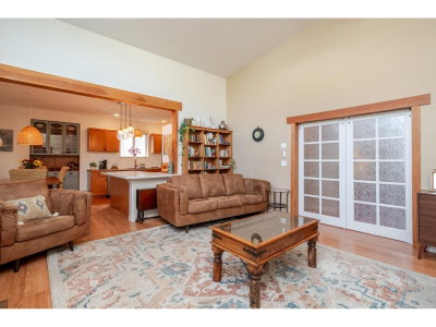 6820 SHEFFIELD Way | Chilliwack British Columbia | Slide Image Six