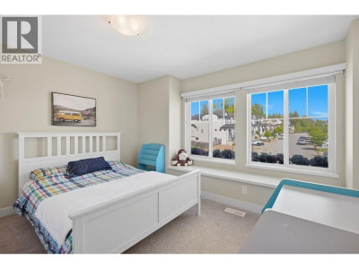 23158 112B Avenue | Maple Ridge British Columbia | Slide Image Eighteen