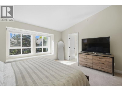 23158 112B Avenue | Maple Ridge British Columbia | Slide Image Twenty-one