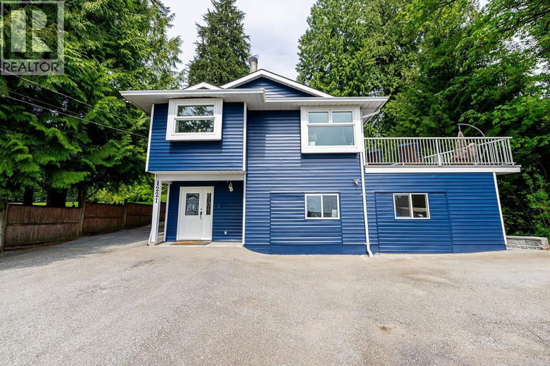 1221 ROCHESTER Avenue Coquitlam British Columbia, V3K 2X3 - 4 Bedrooms Home For Sale