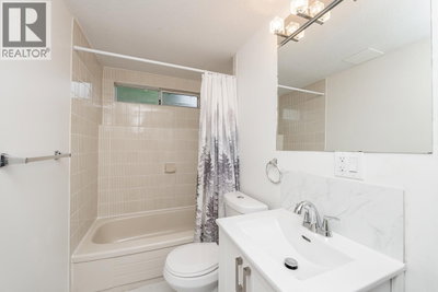 1221 ROCHESTER Avenue | Coquitlam British Columbia | Slide Image Thirty