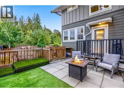 9989 240A Street | Maple Ridge British Columbia | Slide Image Twenty-nine
