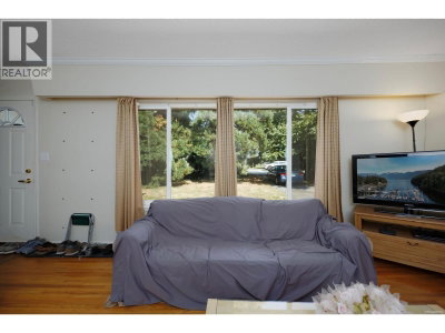 1234 PRAIRIE Avenue | Port Coquitlam British Columbia | Slide Image Nine