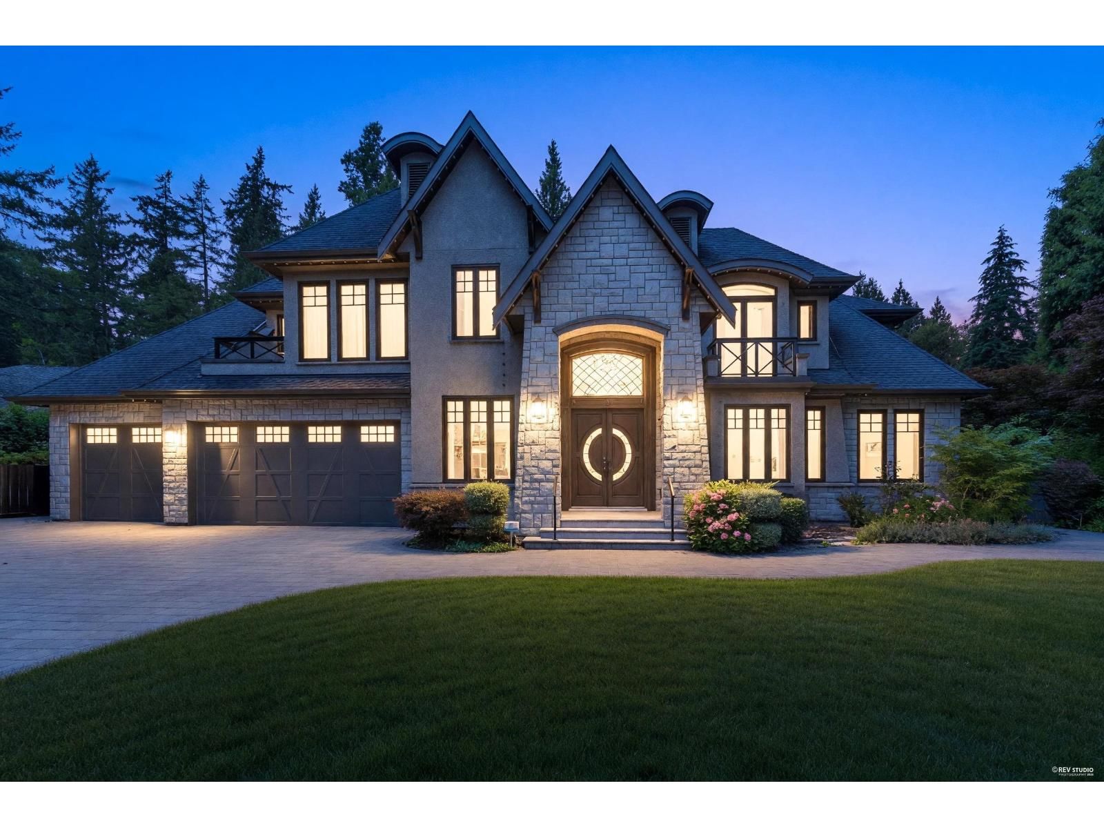2891 138 Street, Surrey, British Columbia V4P 1T6