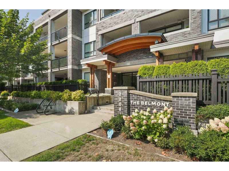 22087 49 Avenue Langley British Columbia, V3A 0K4 - 1 Bedroom Condo For Sale