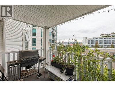 147 1ST Street | North Vancouver British Columbia | Slide Image Eleven