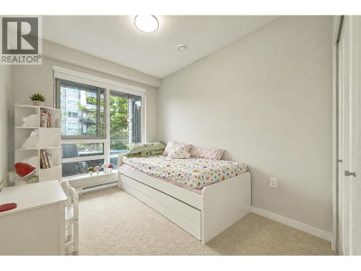 615 COTTONWOOD Avenue | Coquitlam British Columbia | Slide Image Fifteen