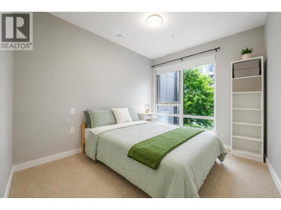 615 COTTONWOOD Avenue | Coquitlam British Columbia | Slide Image Seventeen