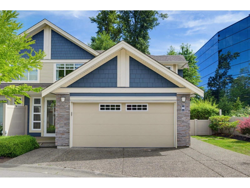 15454 32 Avenue Surrey British Columbia, V3Z 2J8 - 4 Bedrooms Condo For Sale