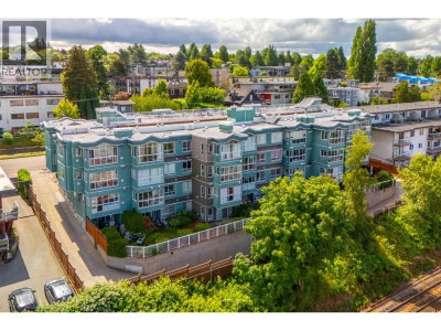 2211 WALL Street | Vancouver British Columbia | Slide Image Twenty-five