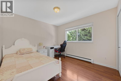 4131 FISHER Drive | Richmond British Columbia | Slide Image Eleven