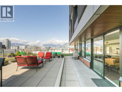 210 5TH Avenue | Vancouver British Columbia | Slide Image One