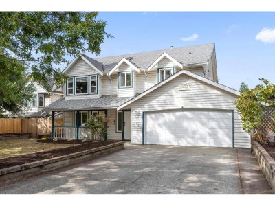 21647 50A Avenue | Langley British Columbia | Slide Image Two